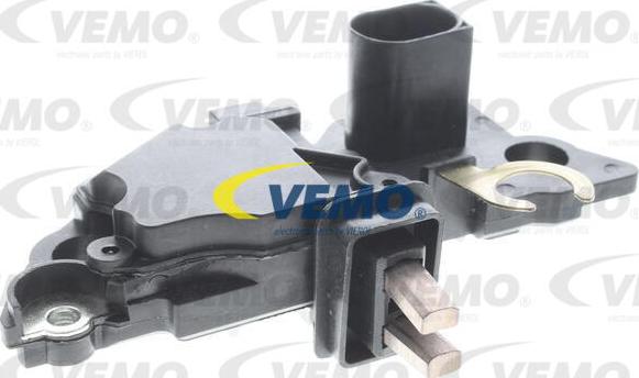 Vemo V10-77-1077 - Regulator, alternator aaoparts.ro