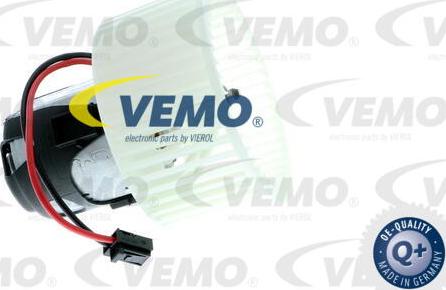 Vemo V20-03-1149 - Ventilator, habitaclu aaoparts.ro