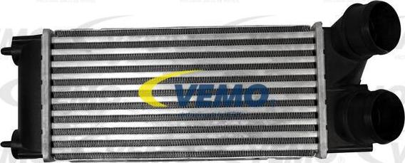 Vemo V22-60-0015 - Intercooler, compresor aaoparts.ro