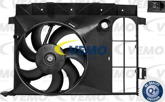 Vemo V22-01-1752 - Ventilator, radiator aaoparts.ro