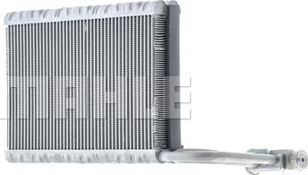 Wilmink Group WG2370271 - Evaporator,aer conditionat aaoparts.ro